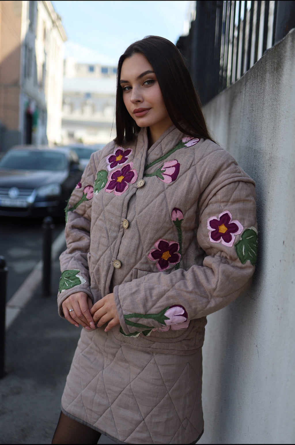 Linen Padded Jacket Kufayka With Handcrafted Mallow Applique Mocha