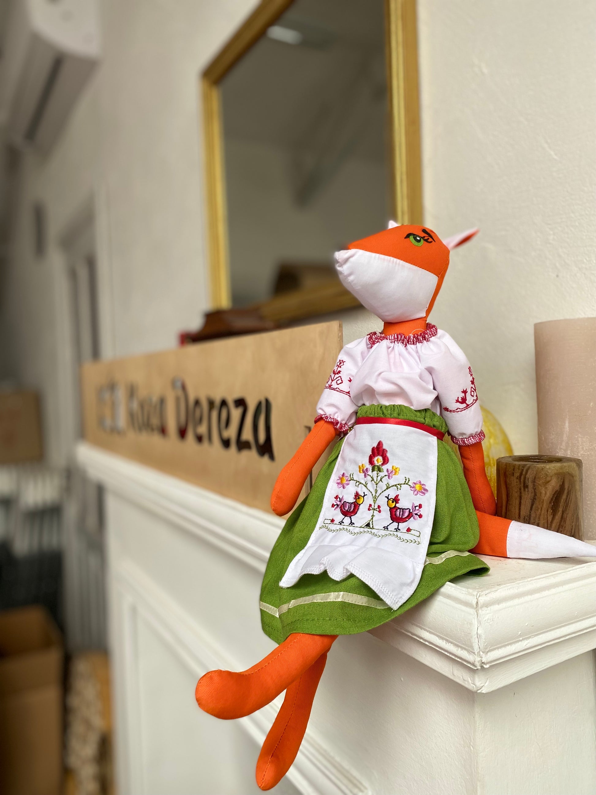 Souvenir "Fox in an Apron"