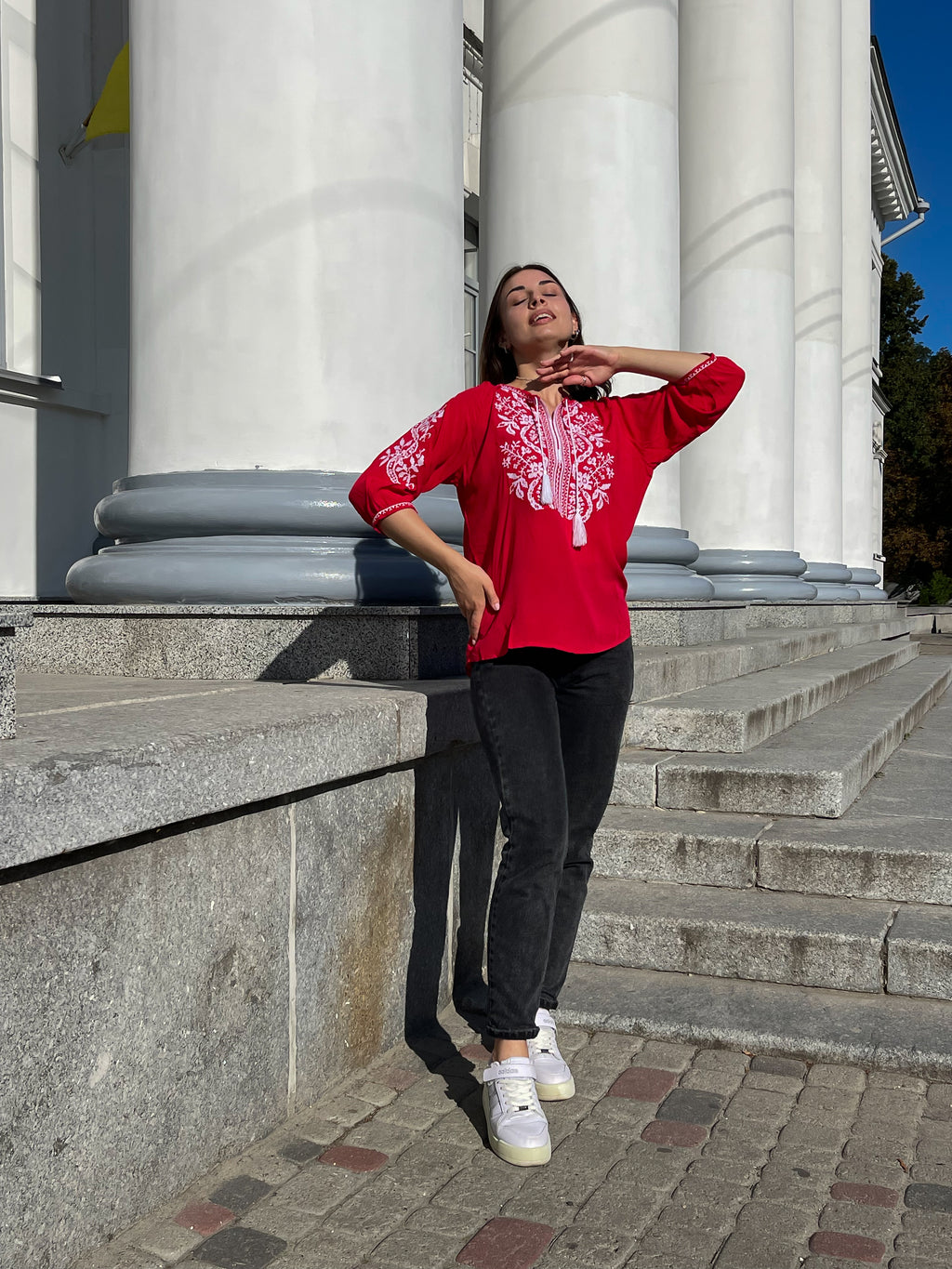 Women’s Embroidered Blouse , 3/4 Sleeve