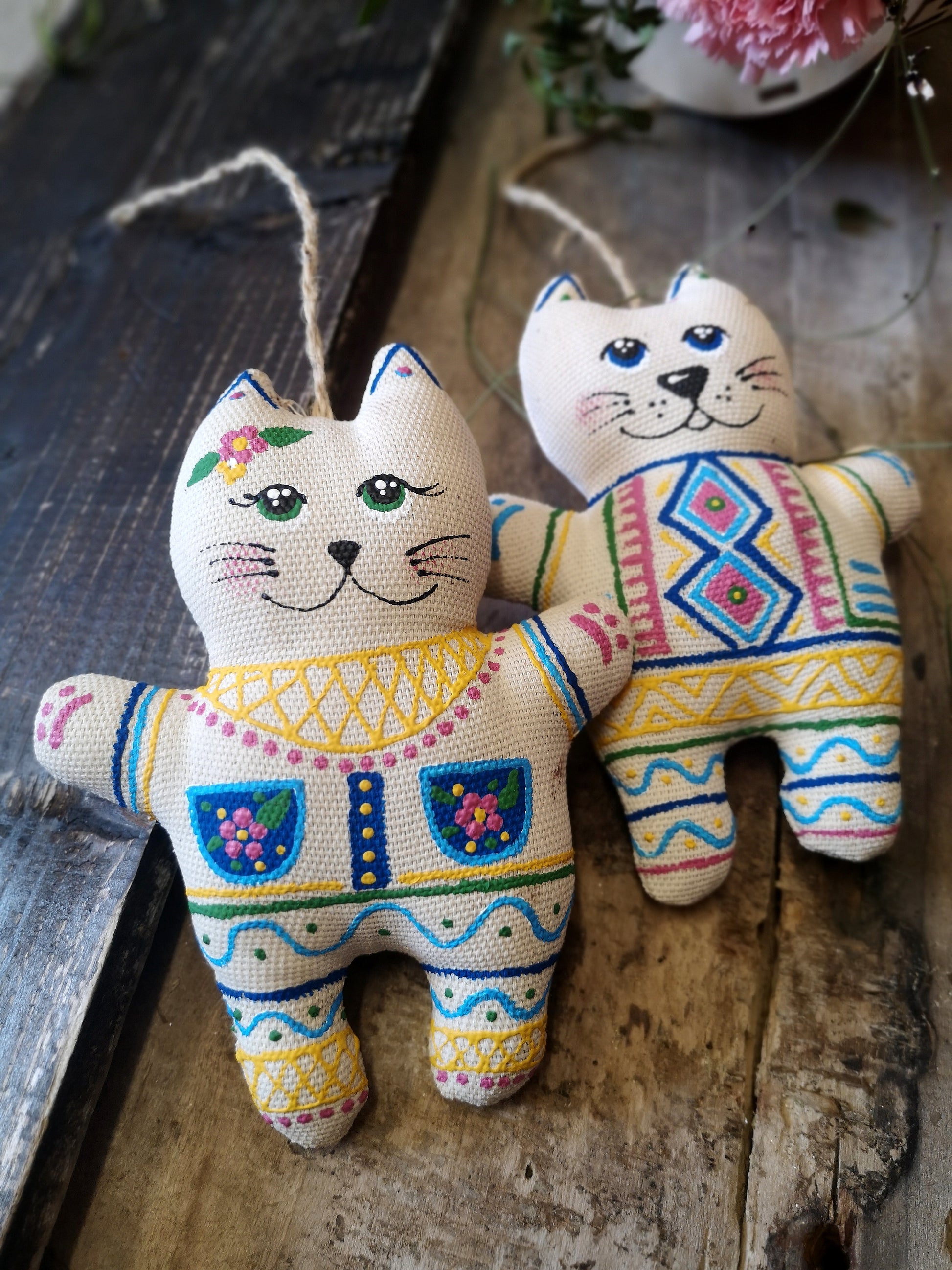 Souvenir "Kitten girl spring (vanilla)"