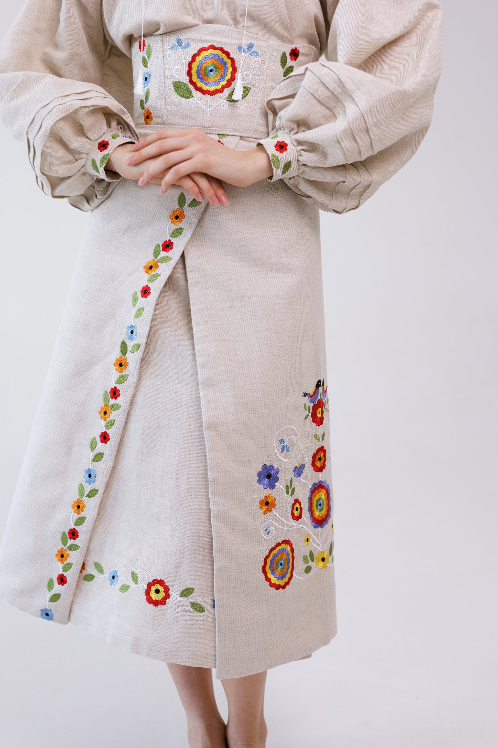 Traditional Ukrainian Two-Piece Plakhta "Vtiha" – Classic Wrap Skirt Set