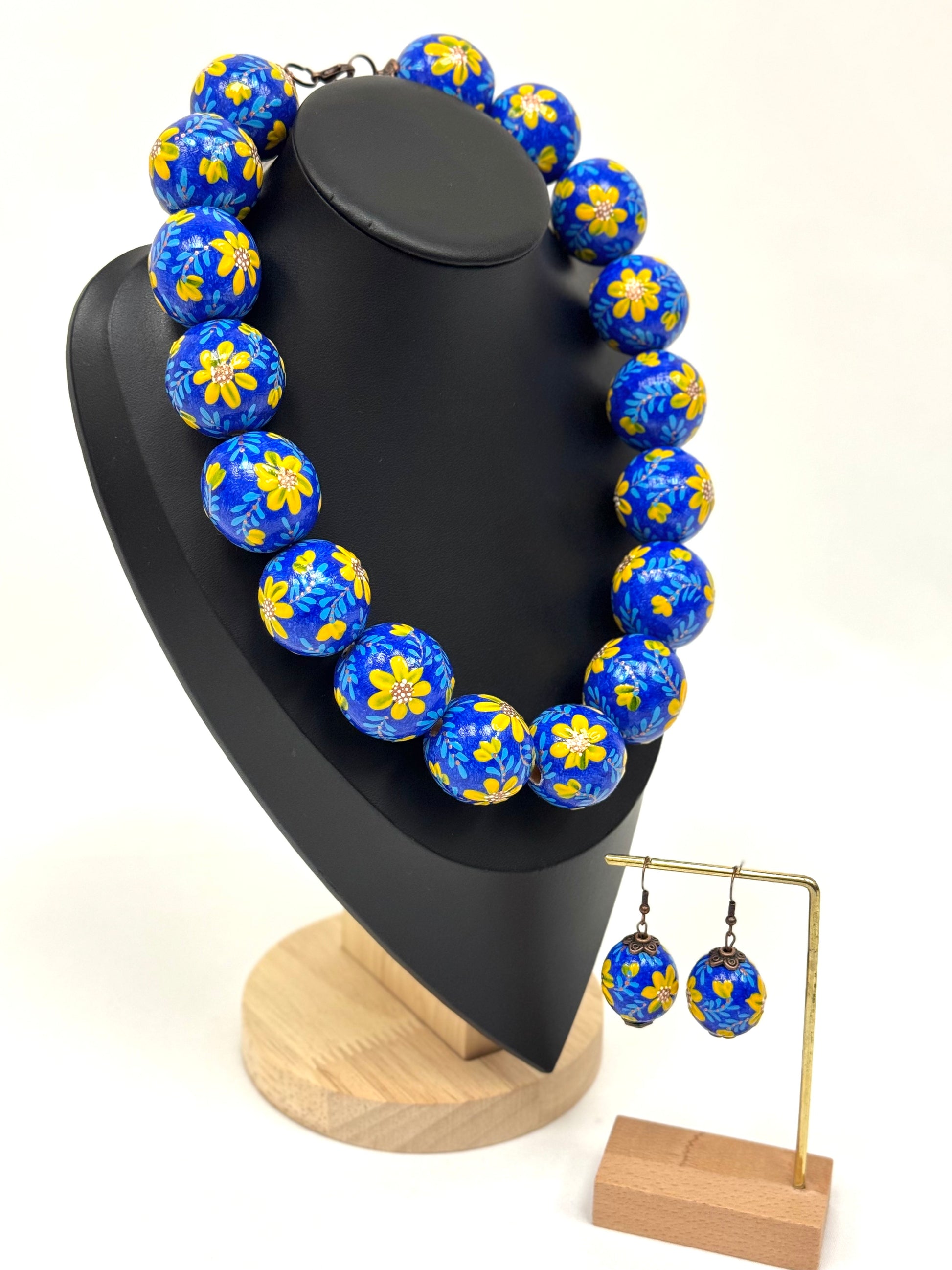Wooden Jewelry Set With Hand-Painted Acrylic Design