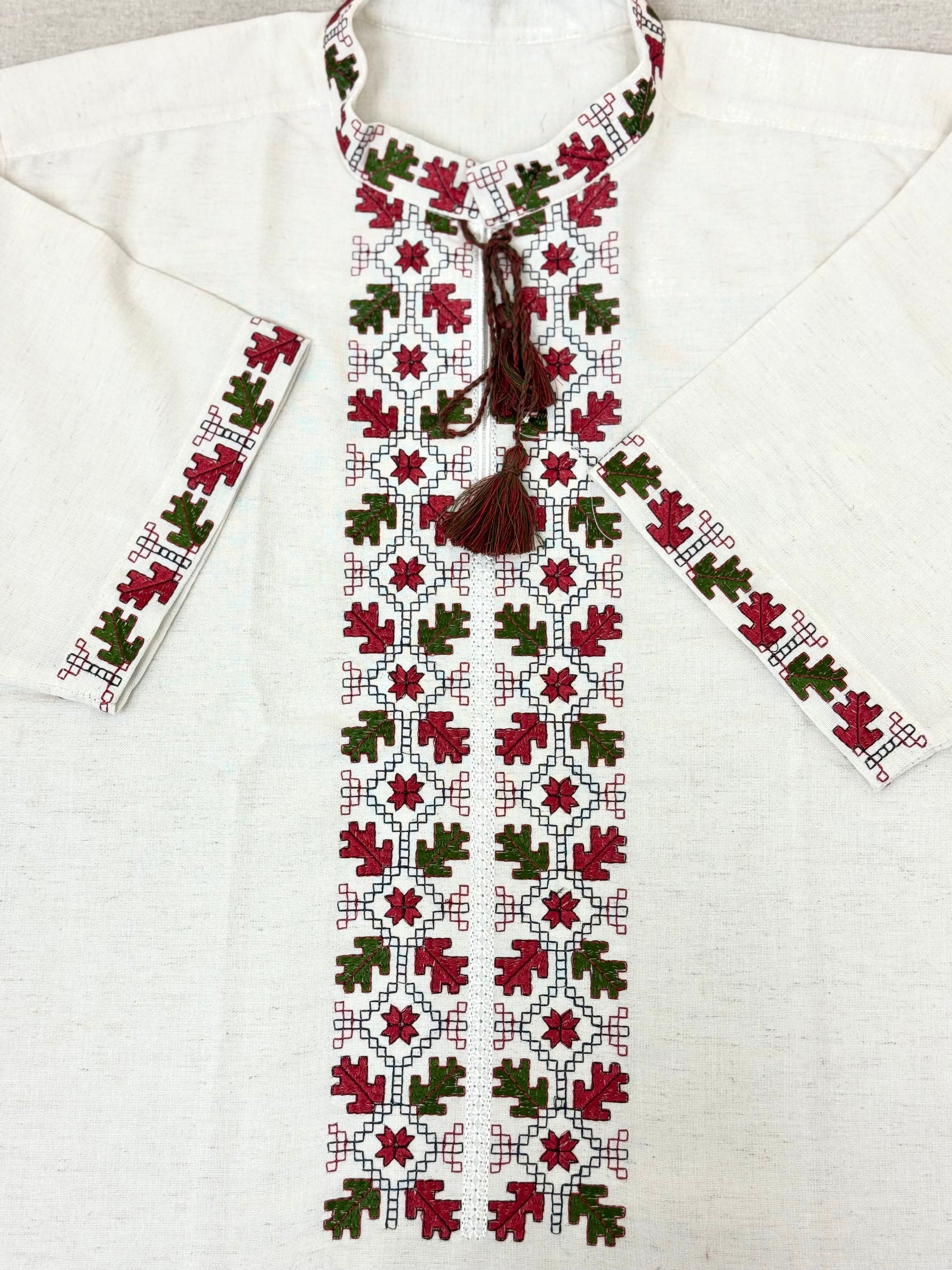 Men’s Linen Vyshyvanka With Traditional Embroidery Short Sleeve