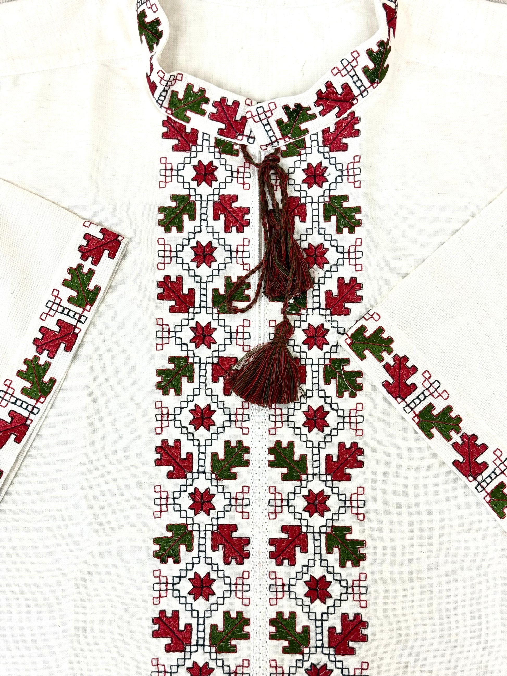Men’s Linen Vyshyvanka With Traditional Embroidery Short Sleeve