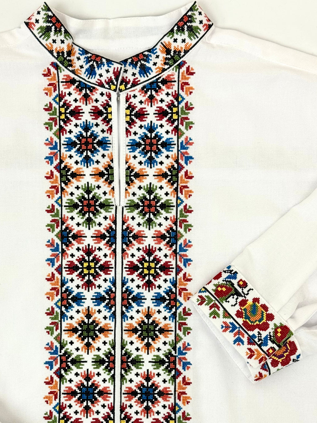 Men’s White Vyshyvanka With Traditional Embroidery Long Sleeve