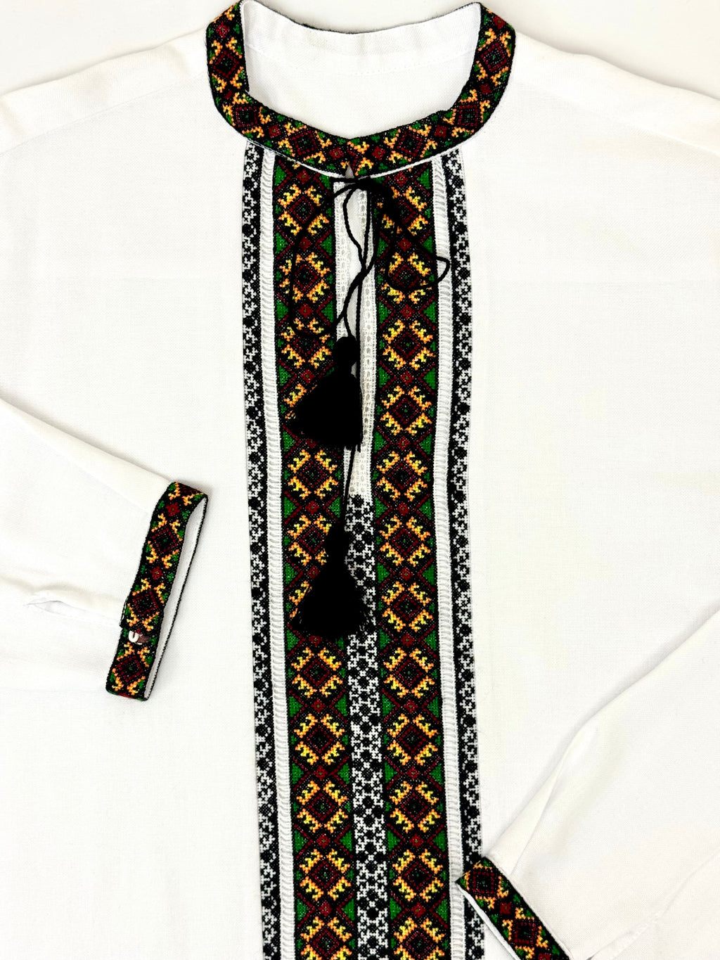 Men’s Vyshyvanka White Linen Hand Embroidery In Ukrainian Traditions Long Sleeve