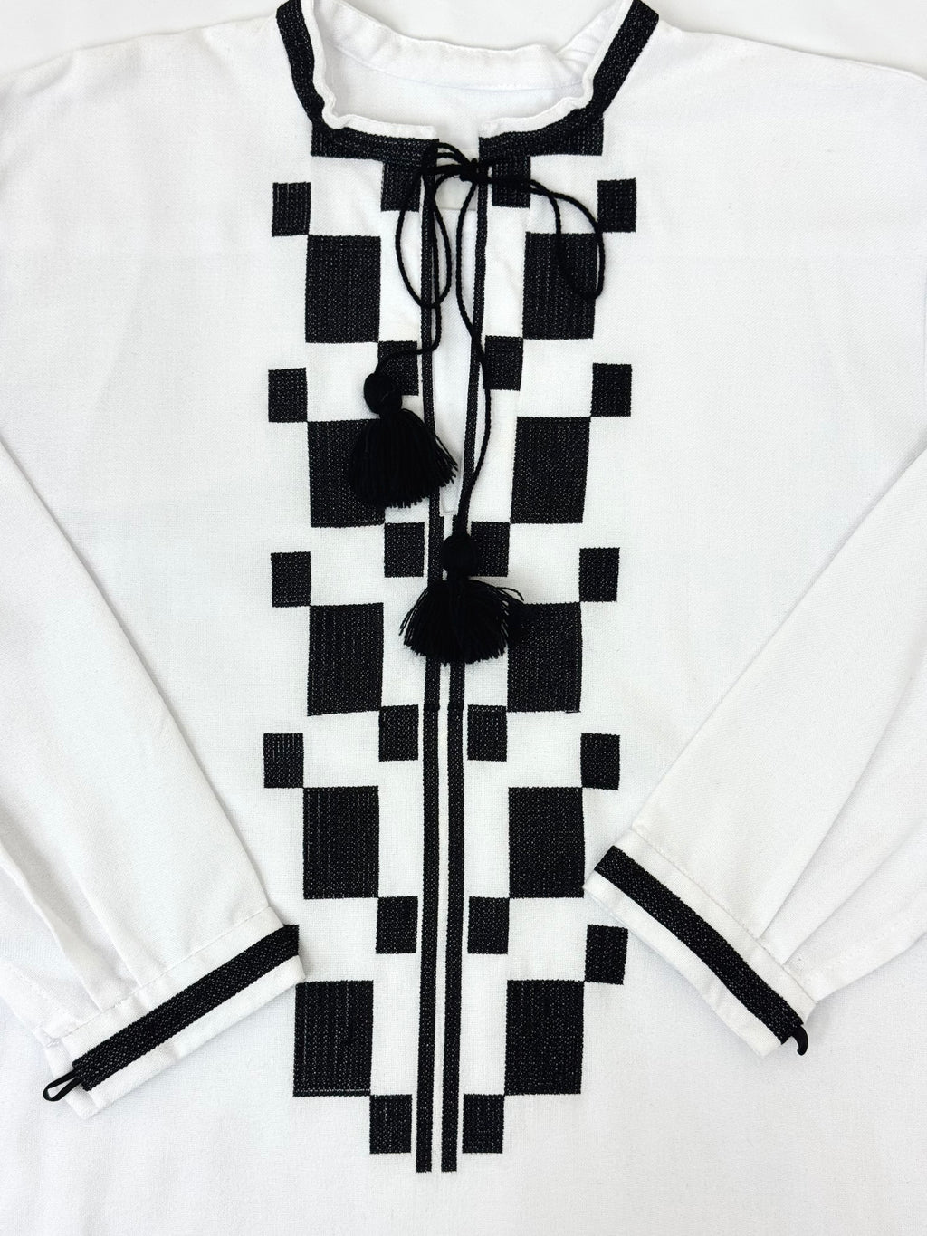 Men’s White Vyshyvanka With Traditional Embroidery Long Sleeve