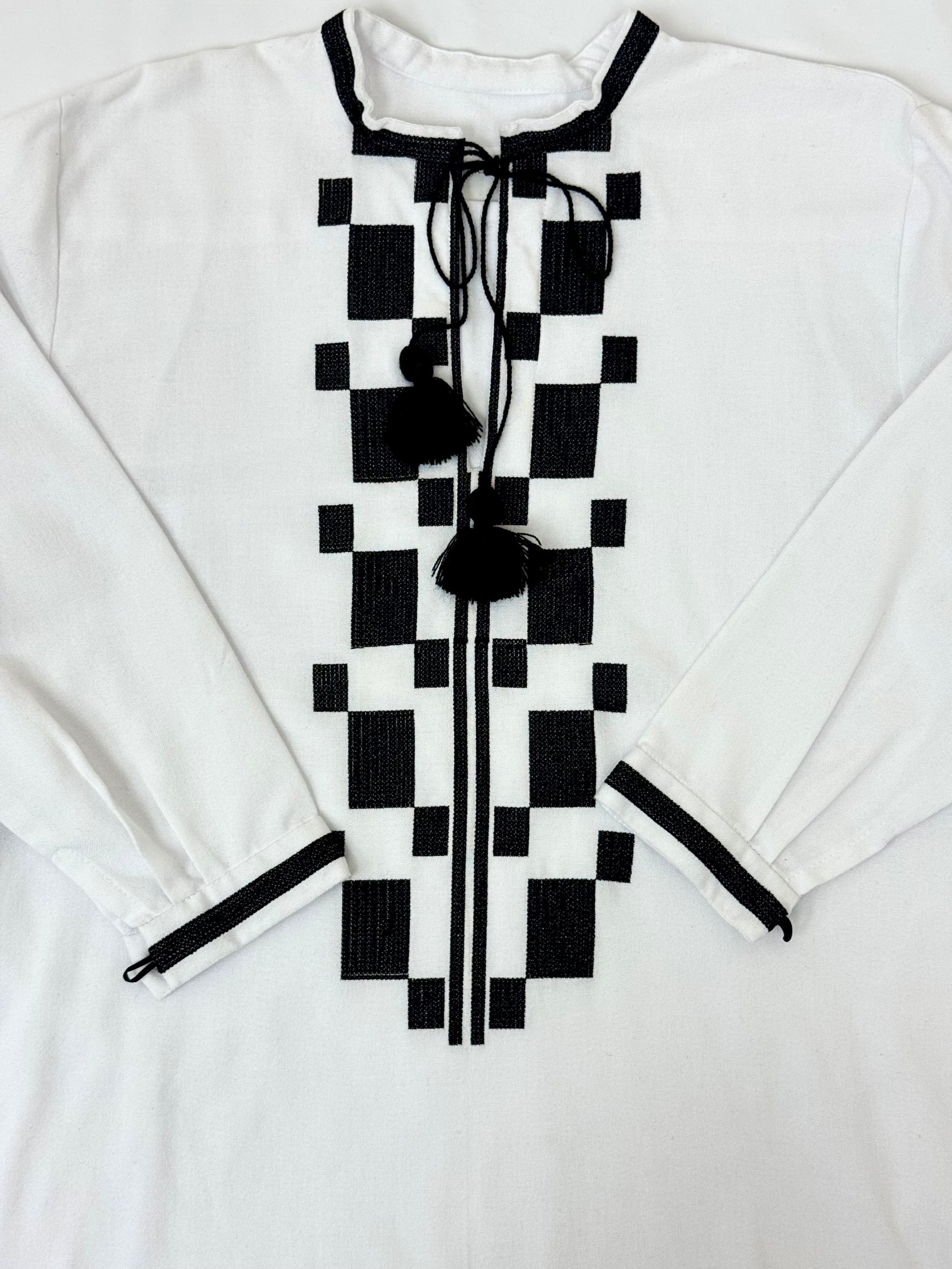 Men’s White Vyshyvanka With Traditional Embroidery Long Sleeve