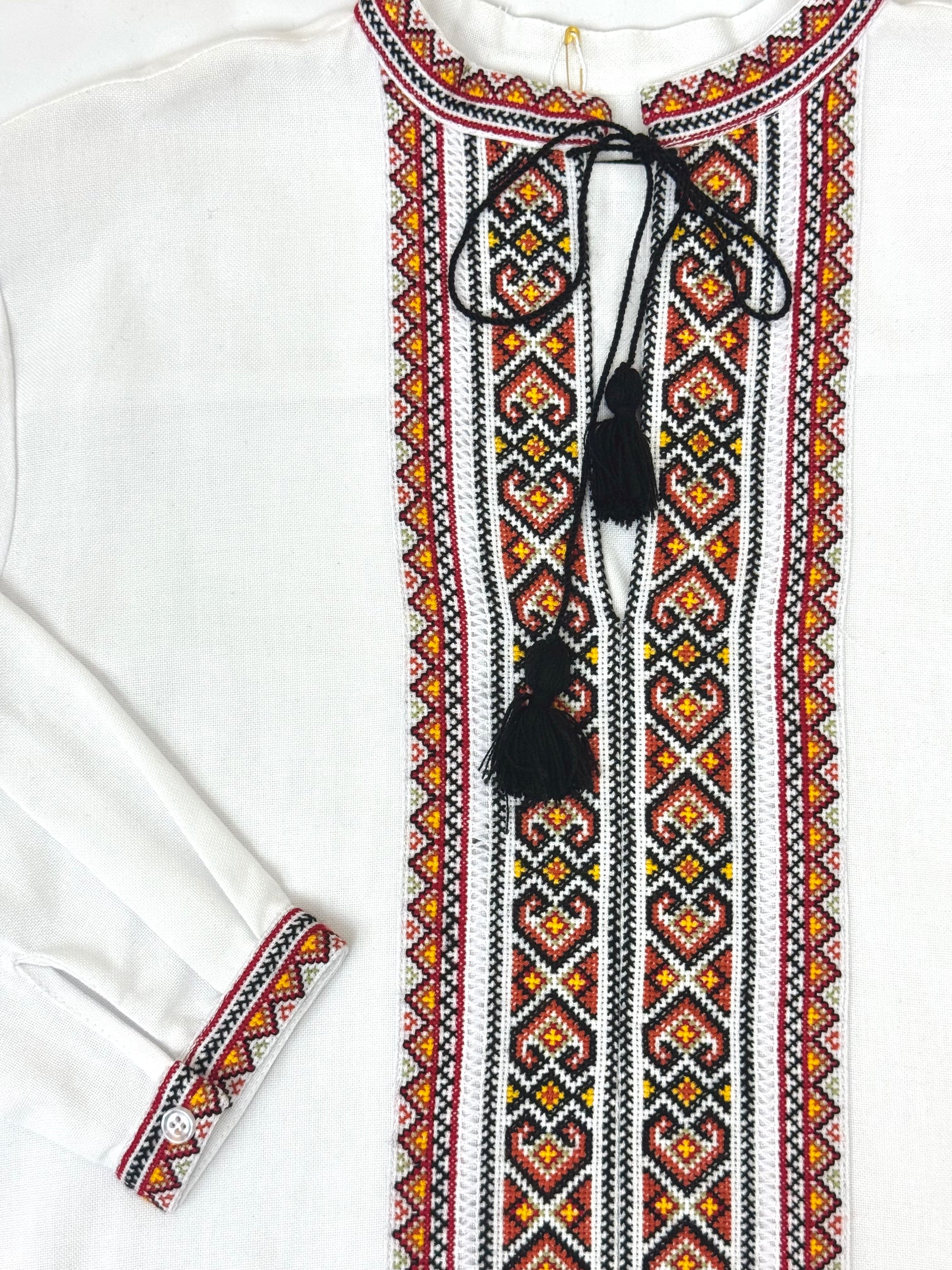 Men’s White Vyshyvanka Hand Embroidery In Ukrainian Traditions Long Sleeve
