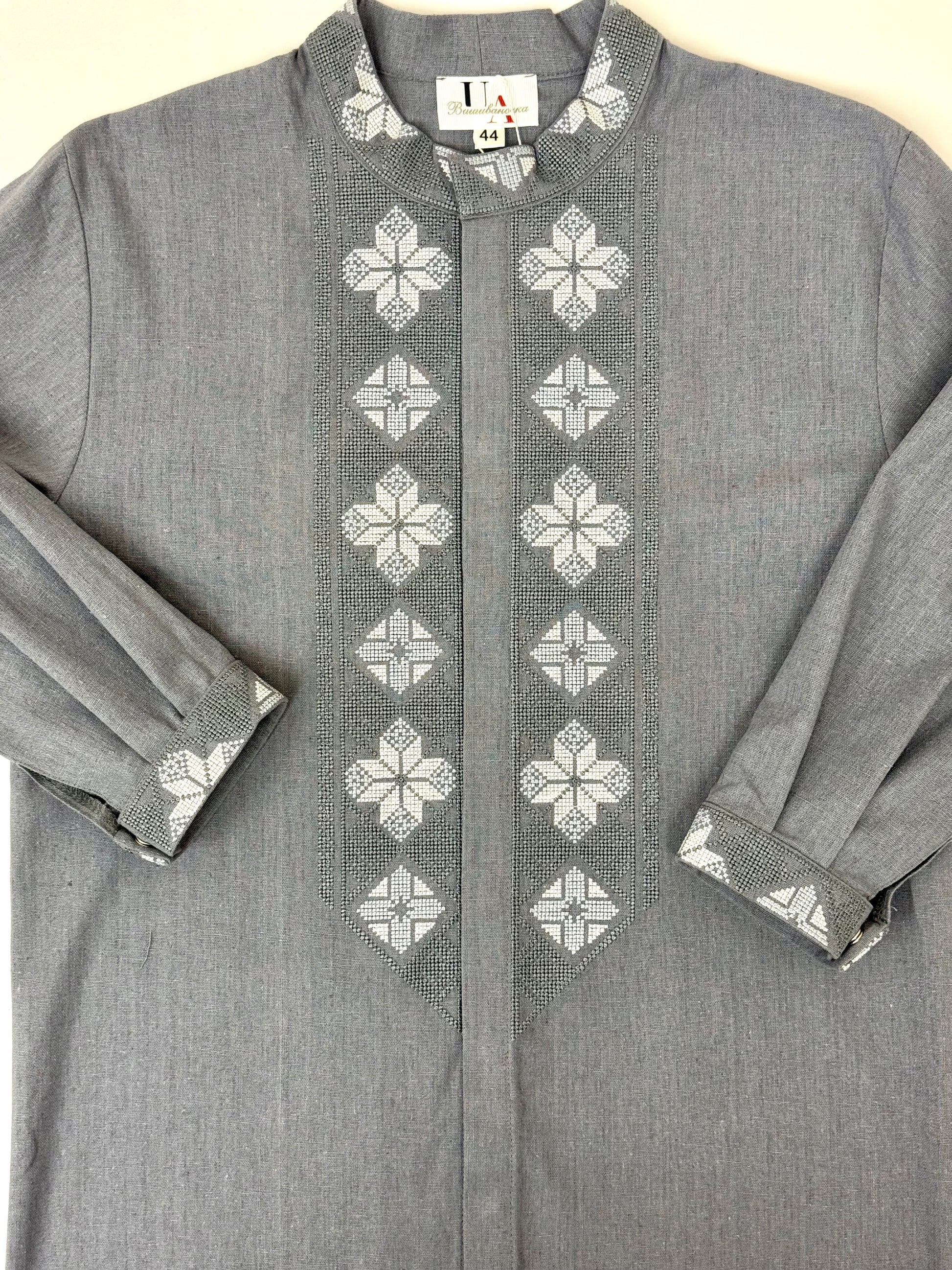 Men’s Gray Vyshyvanka With Traditional Embroidery Long Sleeve