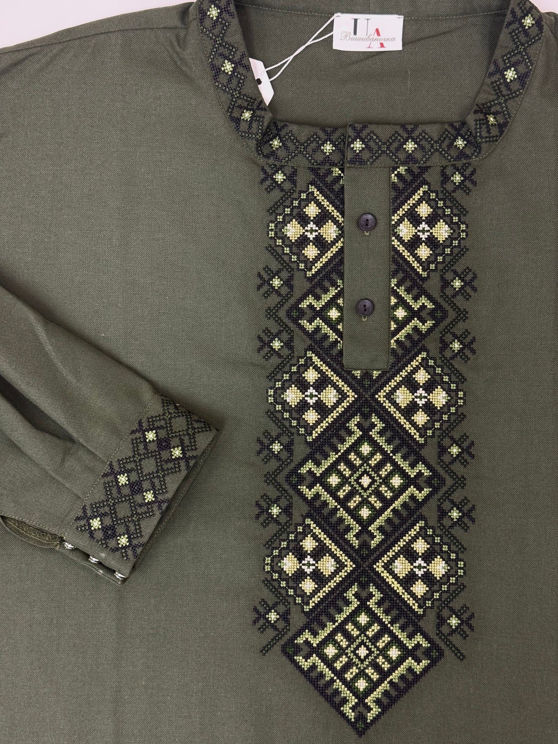 Men’s Green Vyshyvanka With Traditional Embroidery Long Sleeve