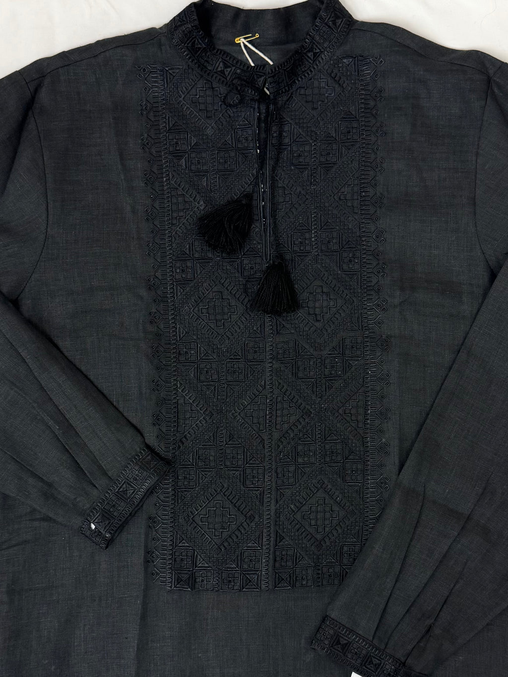Men’s Linen Black Vyshyvanka With Traditional Embroidery Long Sleeve