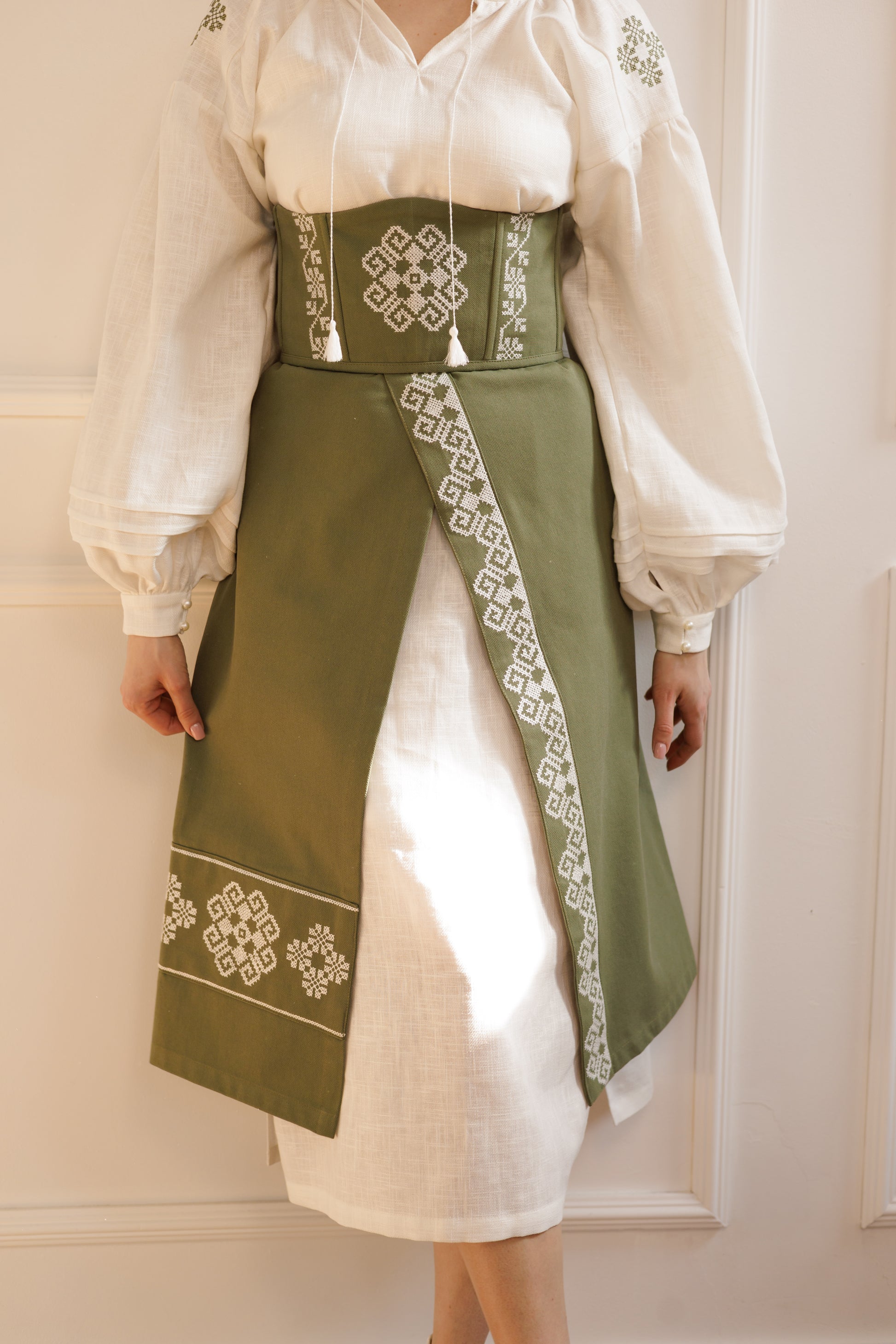 Traditional Ukrainian Two-Piece Plakhta "Serpanok" – Olive Wrap Skirt Set