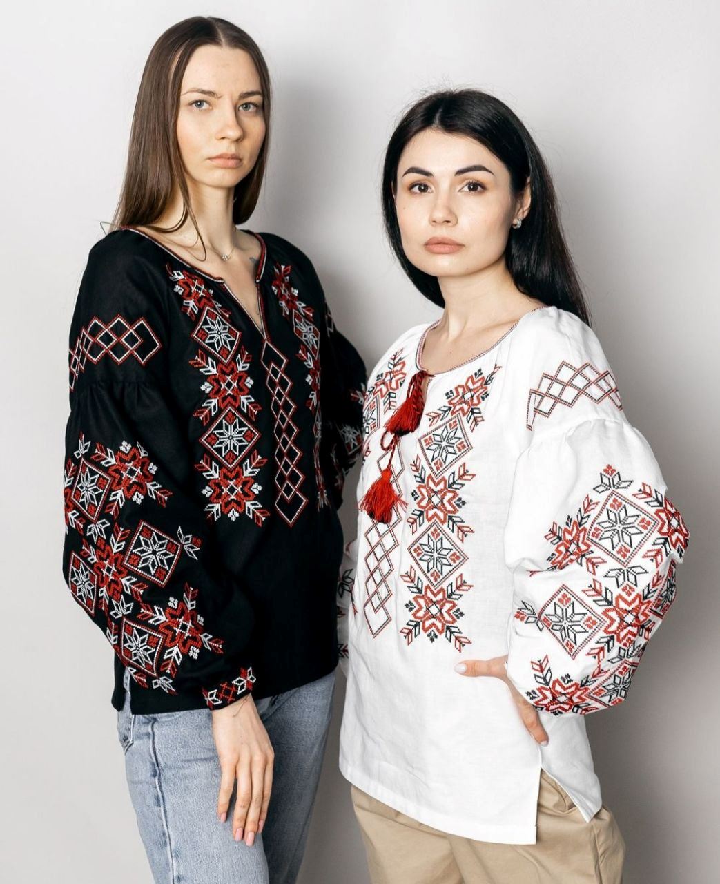 Embroidery "Tradition" (black)