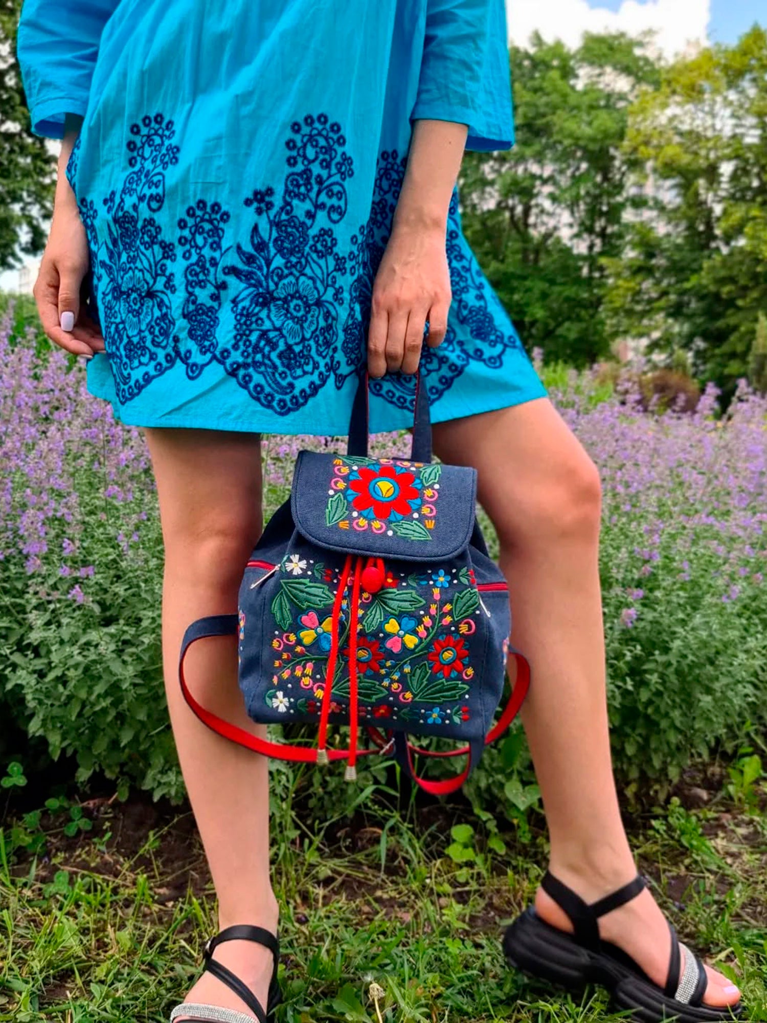 Backpack with "Unconquered" embroidery, blue