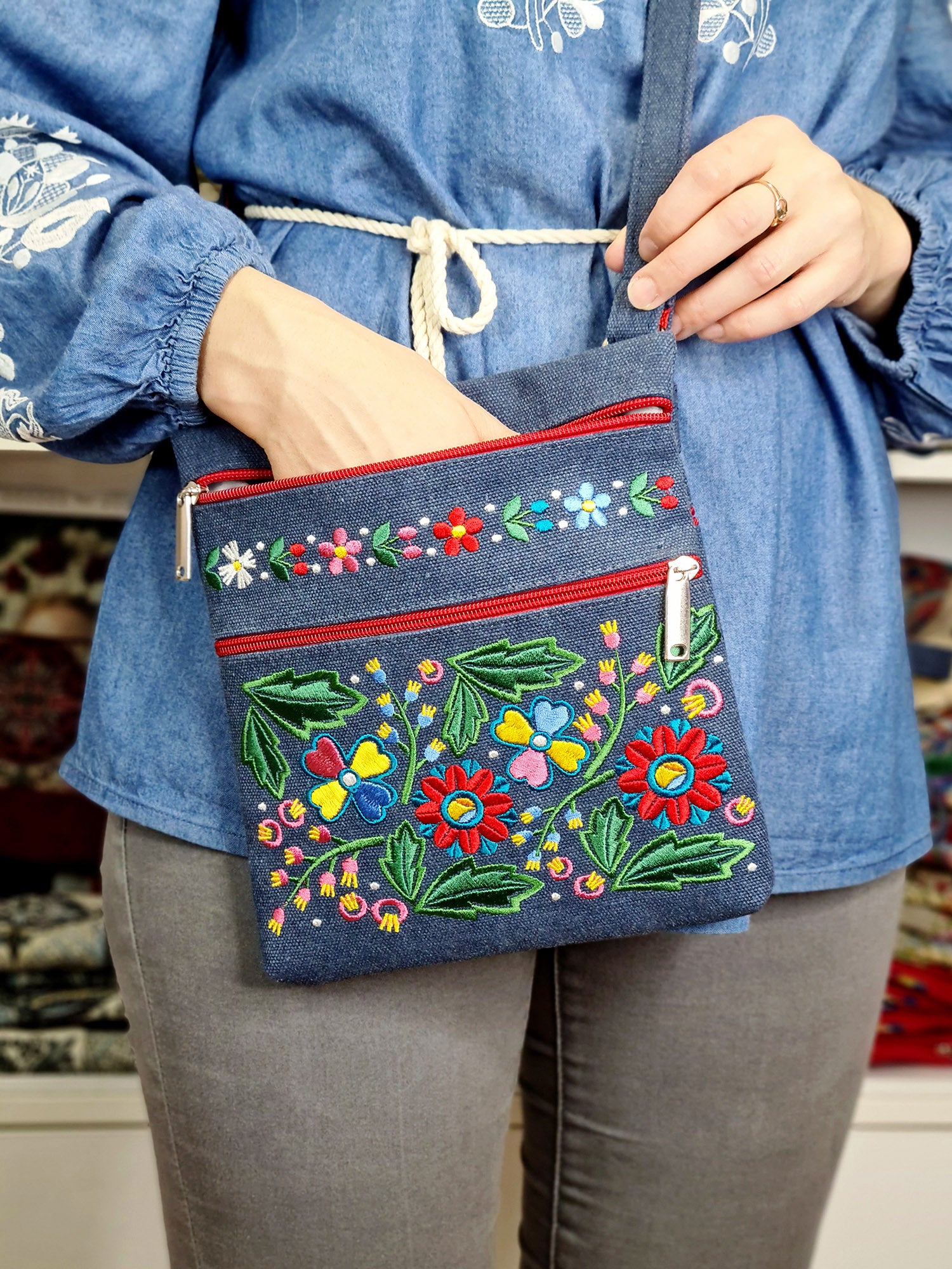 "Unconquered" Embroidered Bag